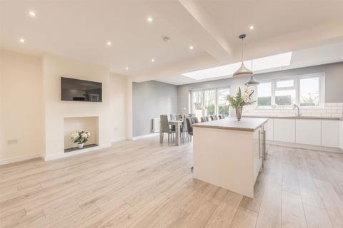 44 Slade Road, Sutton Coldfield, B75 5PG