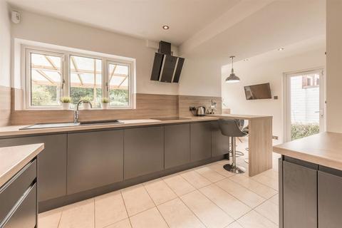 10 Ley Hill Road, Sutton Coldfield, B75 6TF