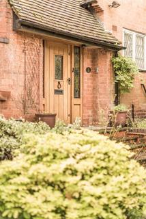 25 Ampton Road, Birmingham, B15 2UP