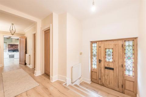 25 Ampton Road, Birmingham, B15 2UP