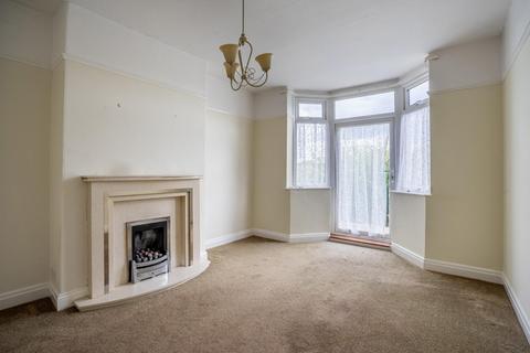 3 bedroom semi-detached house for sale, Manthorpe Walk, York