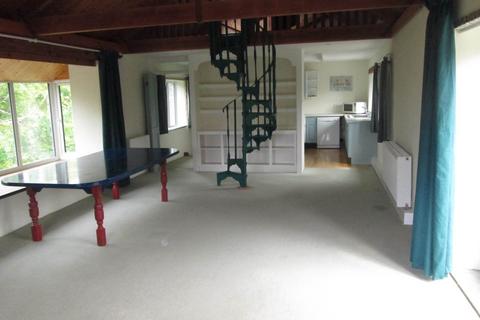 3 bedroom barn conversion to rent, Deli Farm, Road From Rockhead Street To H