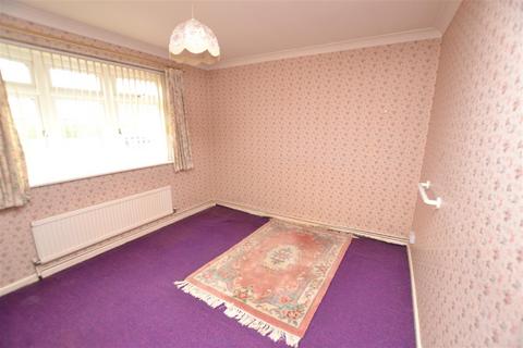 65 Wallace Crescent, Chelmsford, CM2 9QN