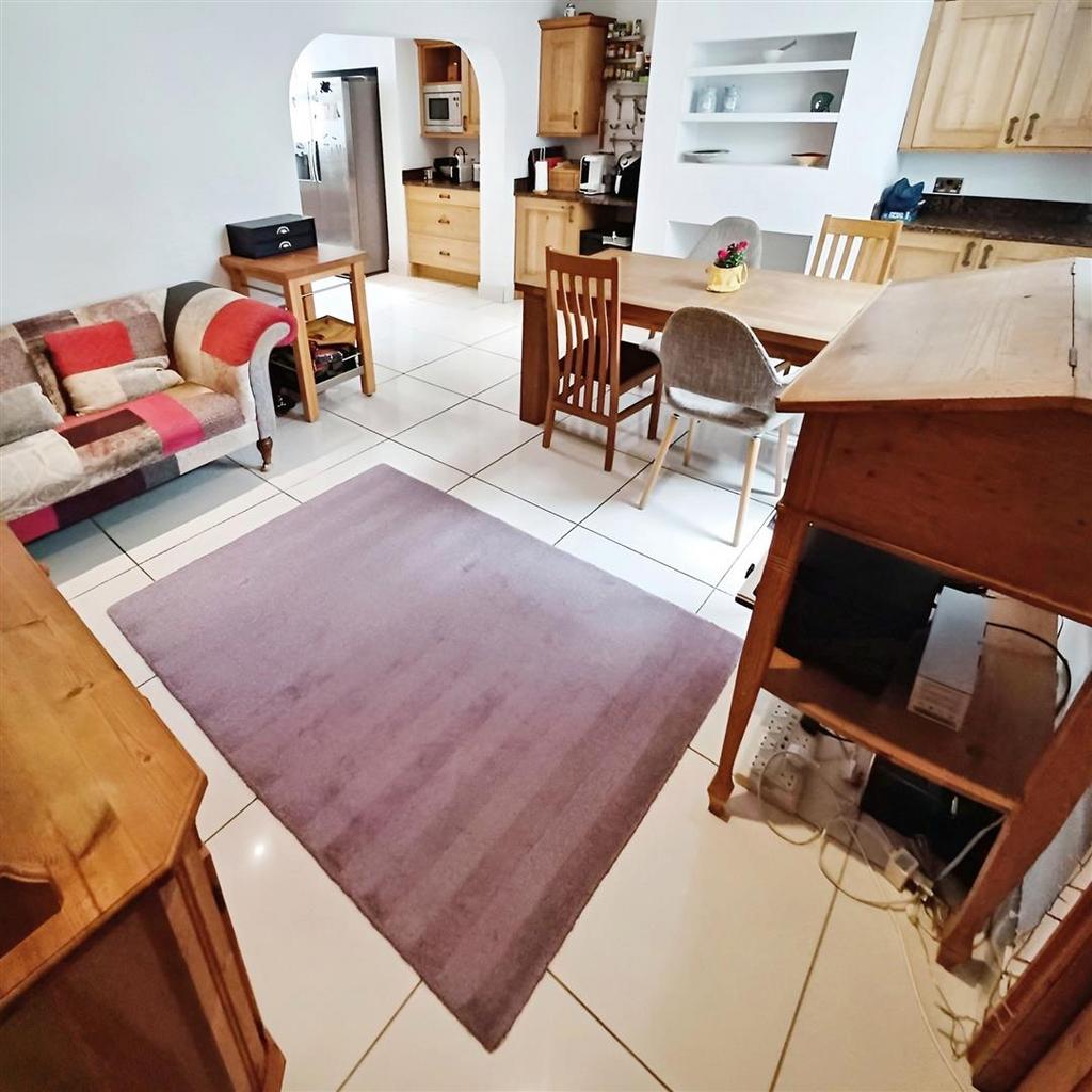 Dining/Family Room