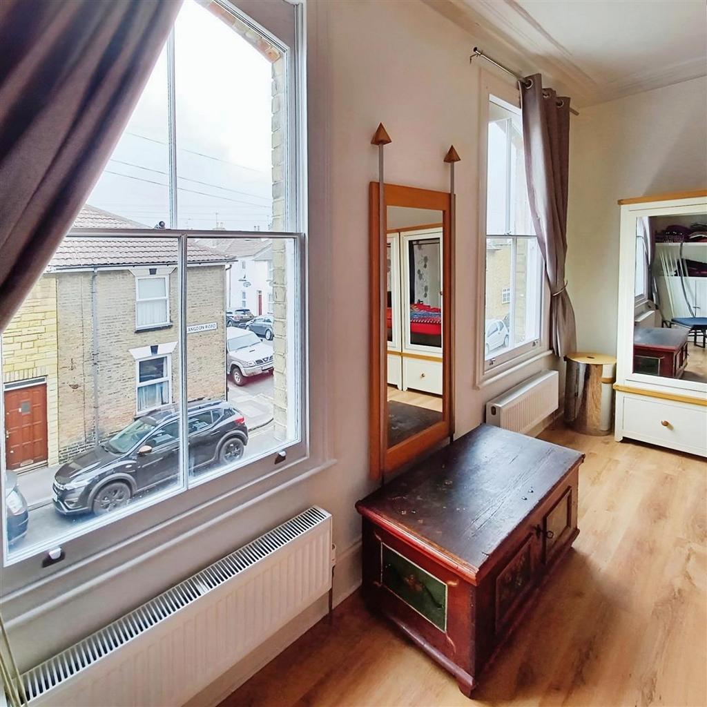 Master Bedroom Windows