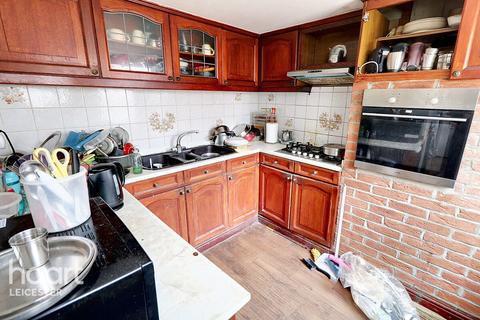 3 bedroom end of terrace house for sale, Amadis Road, Leicester