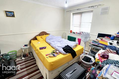 40 Amadis Road, Leicester, LE4 1DB
