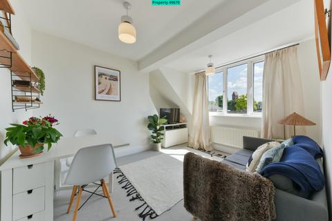 1 bedroom apartment for sale, Cleaveland Road, Surbiton, KT6