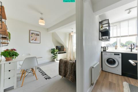 1 bedroom apartment for sale, Cleaveland Road, Surbiton, KT6