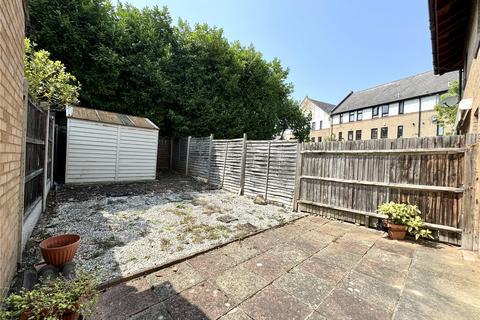 46 Pointer Close, London, SE28 8PW