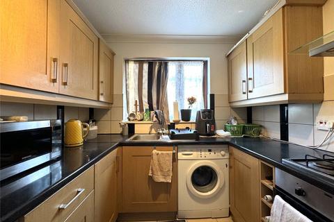 46 Pointer Close, London, SE28 8PW