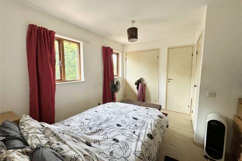 46 Pointer Close, London, SE28 8PW