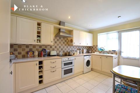 3 bedroom detached bungalow for sale, Meadow Close, Clacton-on-Sea