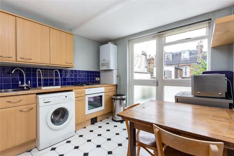 2 bedroom apartment to rent, Queenstown Road, London