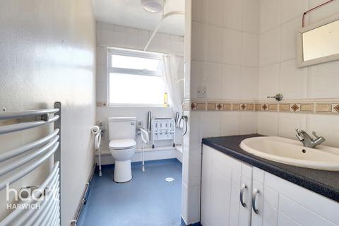 25 Balton Way, Harwich, CO12 4UP