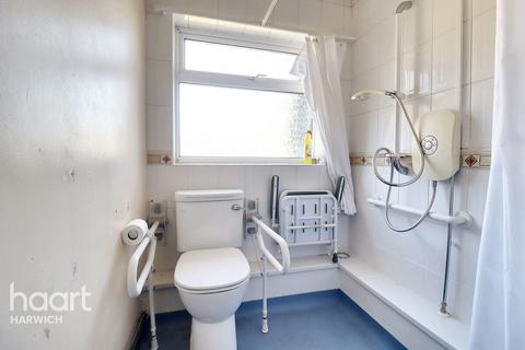 25 Balton Way, Harwich, CO12 4UP