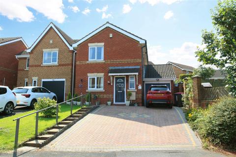 3 bedroom detached house for sale, Low Valley Close, Ketley