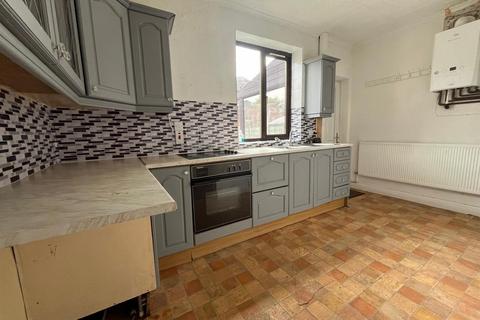 47 Hive Street, Oldham, OL8 4QS