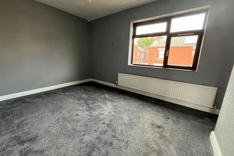 47 Hive Street, Oldham, OL8 4QS