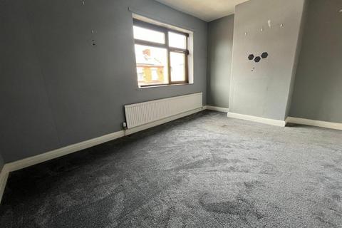 47 Hive Street, Oldham, OL8 4QS