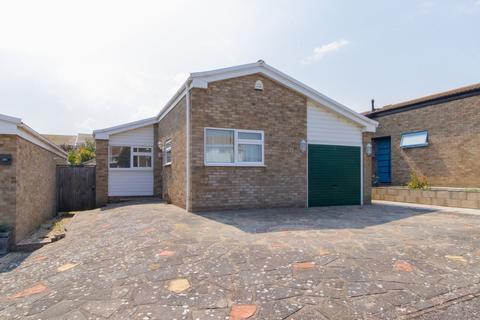 2 bedroom detached bungalow for sale, Yardhurst Gardens, Cliftonville, CT9