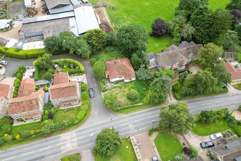 3 bedroom detached bungalow for sale, Sutton