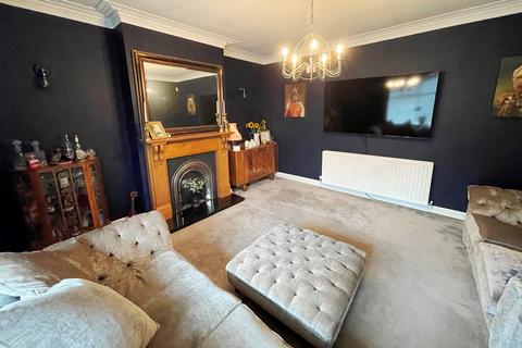 3 bedroom end of terrace house for sale, Sandringham Gardens, North Shields, Tyne and Wear, NE29 9AY