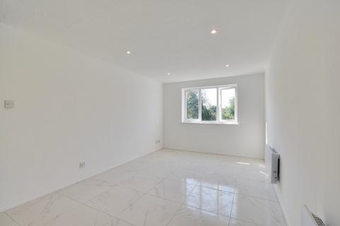 undefined, Courtlands Close, Hertfordshire WD24
