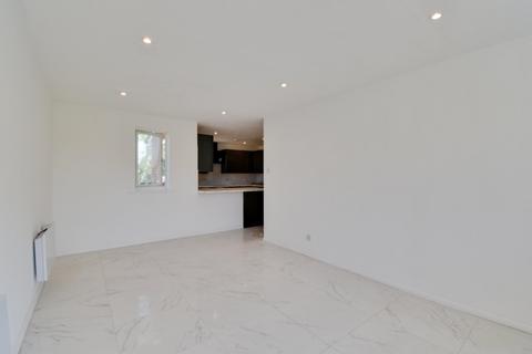 undefined, Courtlands Close, Hertfordshire WD24