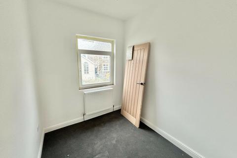 3 bedroom terraced house to rent, Rhyddings Park Road, Uplands, Swansea