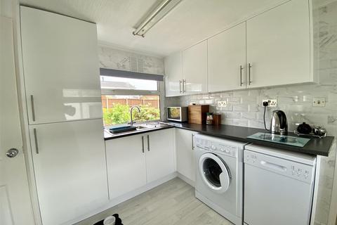 2 bedroom property for sale, Folly Lane, East Cowes