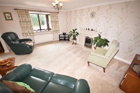 3 bedroom detached bungalow for sale, Linwood Close, Sleaford