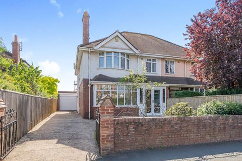 39 Alphington Road, Exeter, EX2 8HP