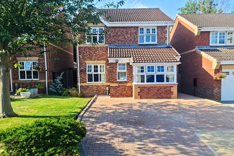 3 bedroom detached house for sale, Augusta Close, Hull HU8