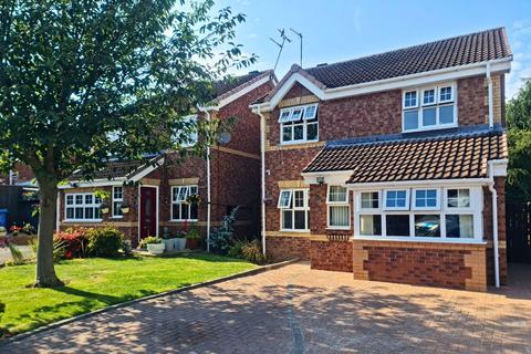 3 bedroom detached house for sale, Augusta Close, Hull HU8