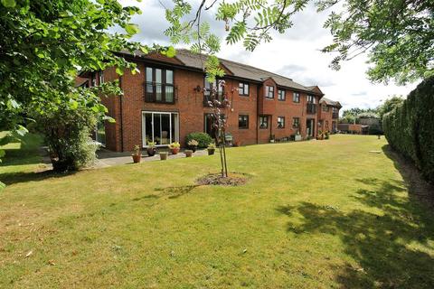 1 bedroom retirement property for sale, St Georges Court, St. Georges Road, Addlestone KT15