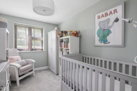 27 Orchid Close, Abridge, Romford, RM4 1DF