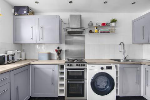 27 Orchid Close, Abridge, Romford, RM4 1DF