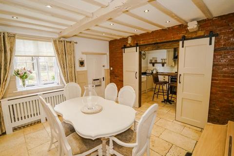 3 bedroom cottage for sale, Church Road, Old Yardley, Birmingham