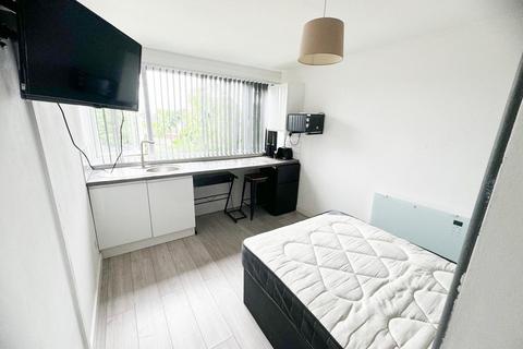 4 bedroom flat for sale, St Marks Rd- 4 Studio Pods -Potential Yield 17%, Tipton, DY4