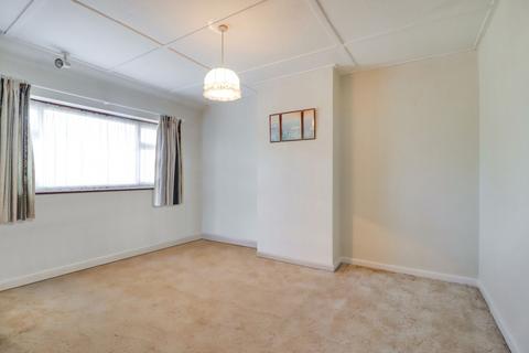 21 Dunstall Way, West Molesey, KT8 1PD