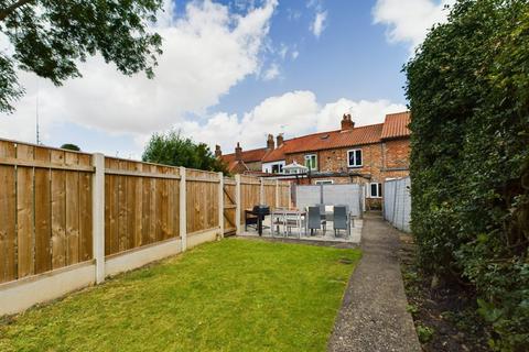 2 bedroom terraced house for sale, Station Road, Nafferton, YO25 6LT