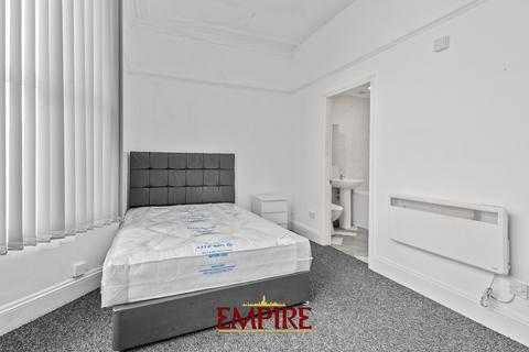 15 Carlyle Road, Edgbaston, Birmingham, B16 9BH