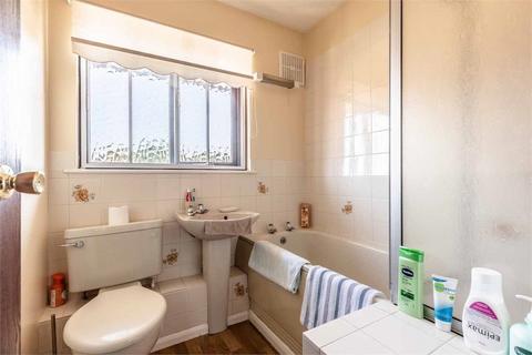 5 The Drive, Slough, SL3 7DB