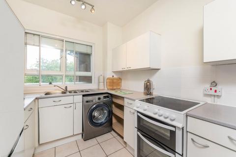 3 bedroom flat for sale, Park View House, Goldington Street, London