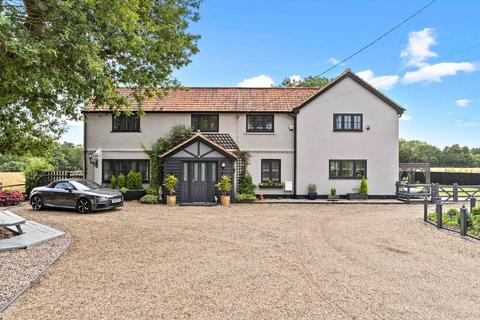 4 bedroom detached house for sale, Fyfield Road, Ongar CM5