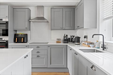 The Warren Fyfield Road, Ongar, CM5 0HQ