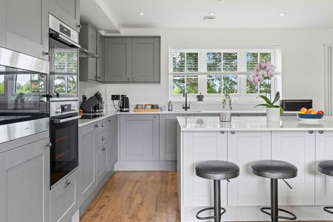 The Warren Fyfield Road, Ongar, CM5 0HQ