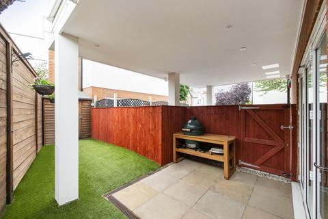 5 bedroom end of terrace house for sale, Portobello Terrace, North Worple Way, East Sheen, London