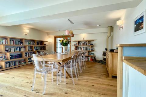 7 bedroom barn conversion for sale, Darrow Lane, Roydon, Norfolk, IP22 5SA